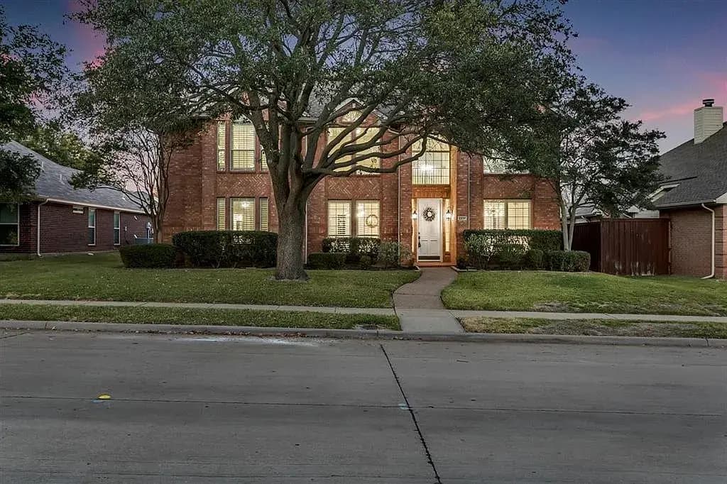 2237 Micarta Dr, Plano, TX, 75025