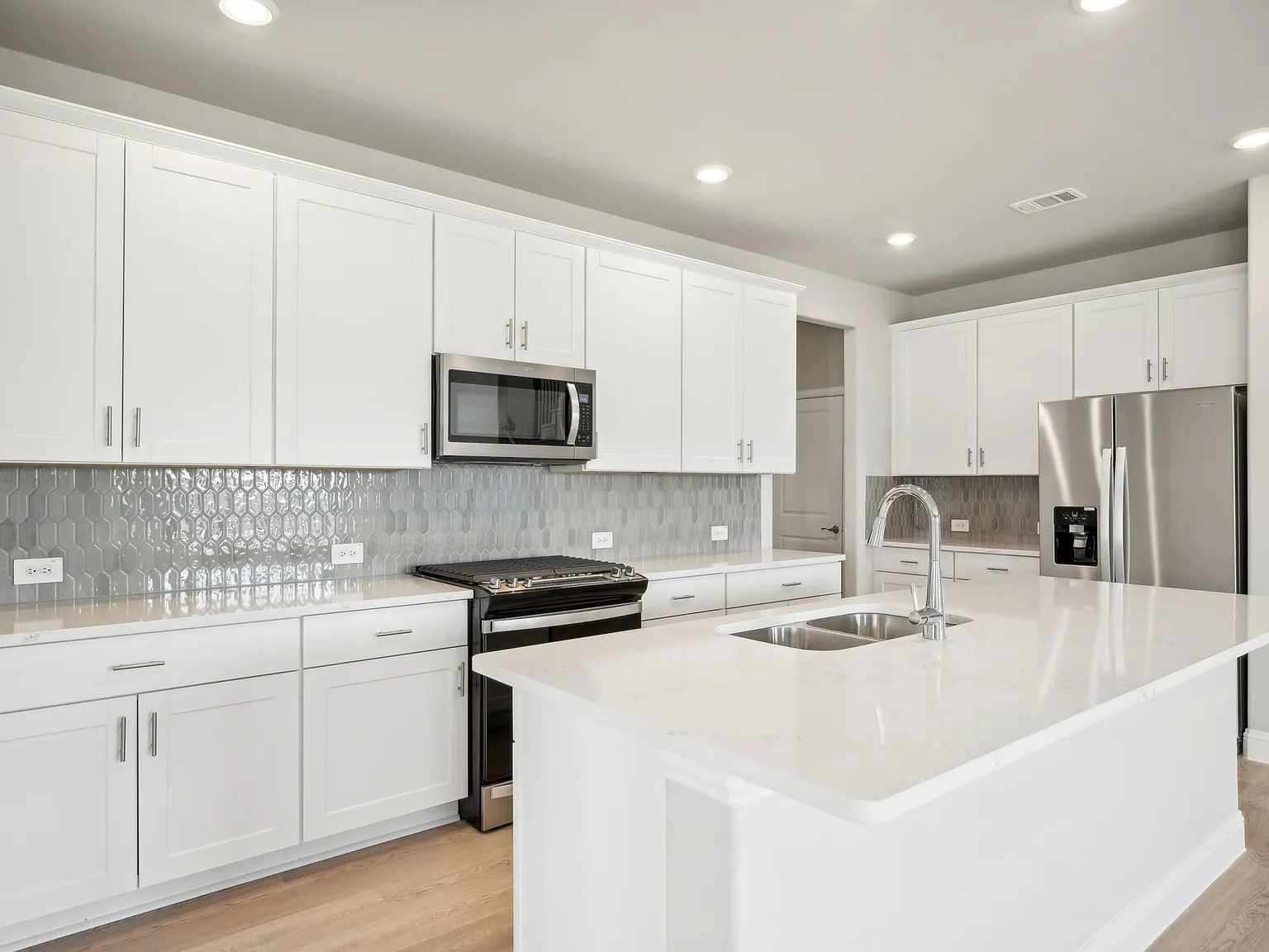4103 Fork Dr, Farmersville, TX 75442